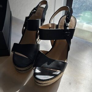 Nine West Black Wedge Sandals with Modern Design
